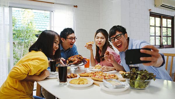 Rahmah, rahmah配套，节省，food voucher，优惠，好康，Touch n Go, Boost, reload pin, e-wallet, KFC, llao llao, US Pizza, Sushi King, ZUS Coffee, Secret Recipe